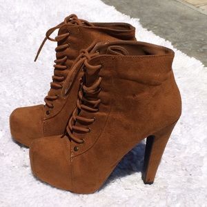 ❌SOLD❌ Suede Brown Booties❌SOLD❌